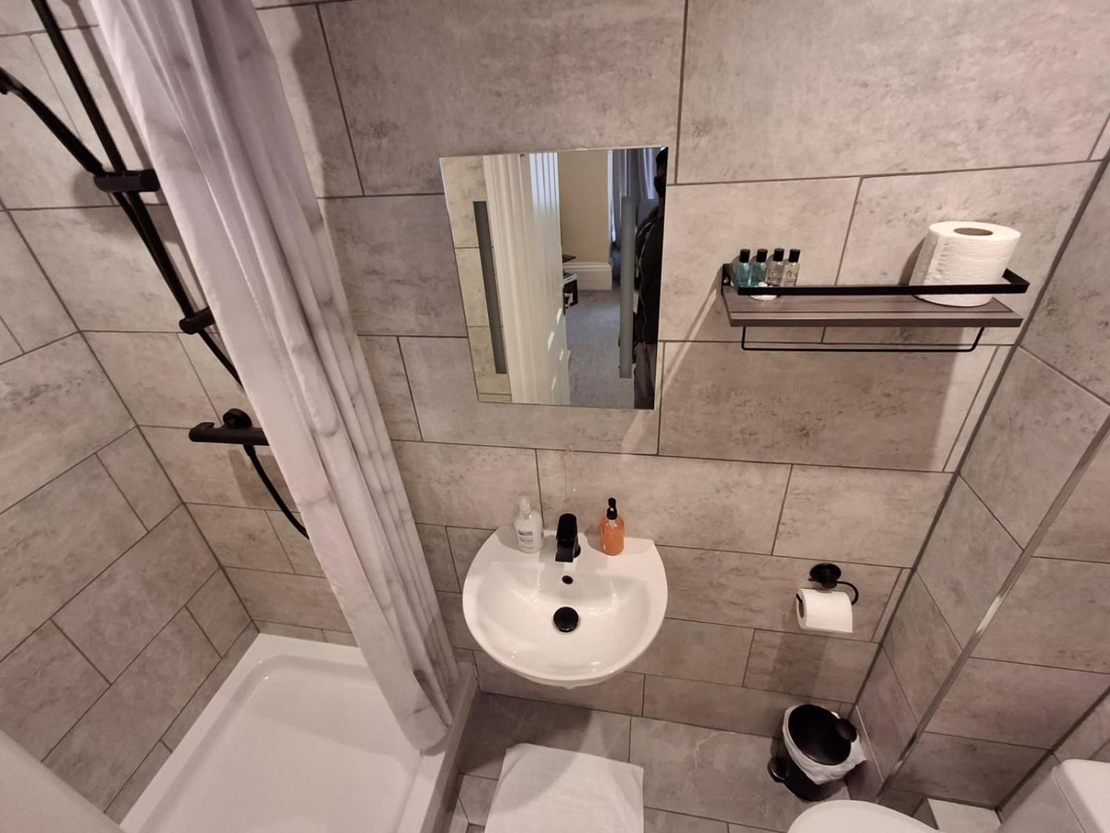 Inn By The Sea, Portsmouth - En Suite Rooms With Or Without Sea View, Onsite Ev 22Kw Buitenkant foto