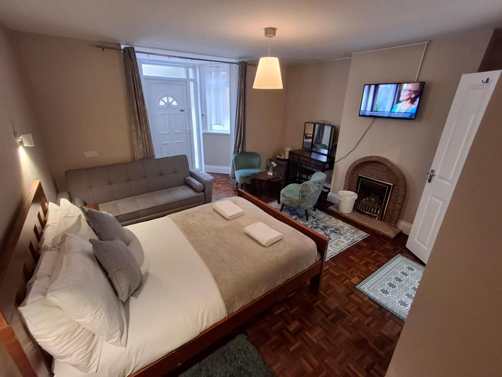 Inn By The Sea, Portsmouth - En Suite Rooms With Or Without Sea View, Onsite Ev 22Kw Buitenkant foto